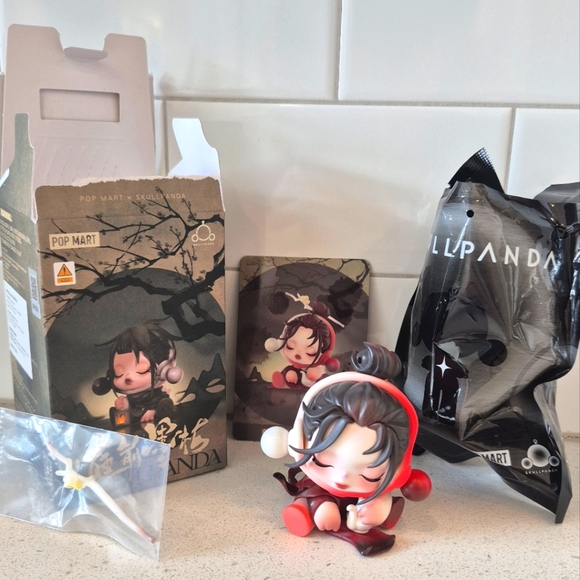 Skullpanda The Scene, Ink Plum Blossom Series - Picture 2 of 7